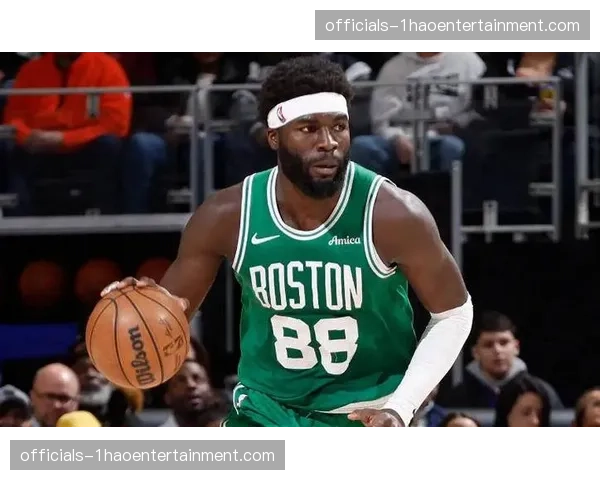 凯尔特人豪瑟空间型四号位定位 防守端需队友保护协防